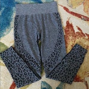 Victoria Secret Pink leggings